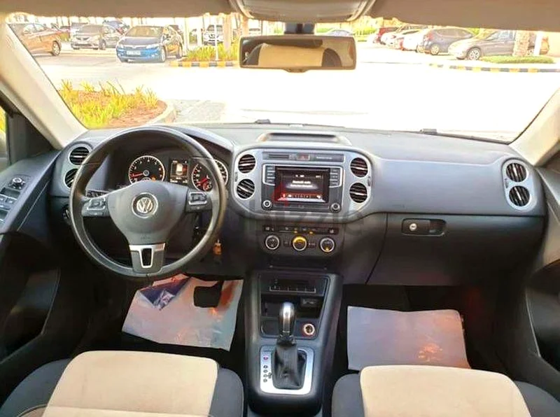 Volkswagen Tiguan 2.0 L engine TSI ( turbo charged)63490109626114113