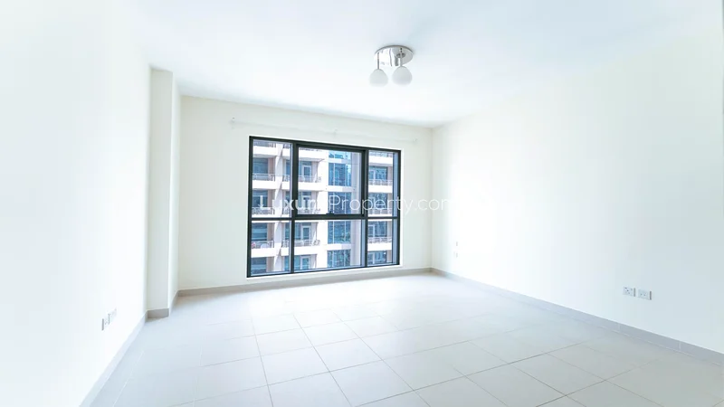 Downtown Views | Spacious Layout | Vacant63799764175491113
