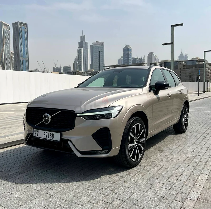 VOLVO XC60 B5 Ultimate Dark 2024 GCC63491372398594112