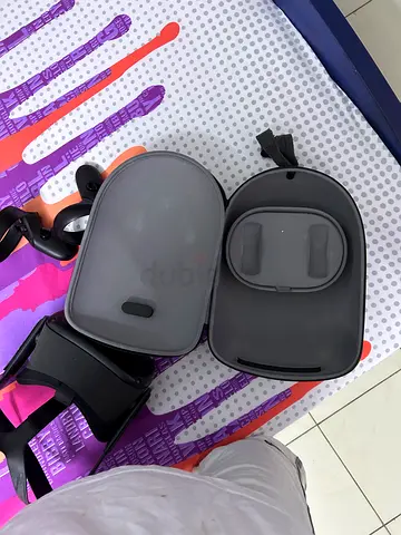 Stylish VR Headset(oculus) with Compact travel case