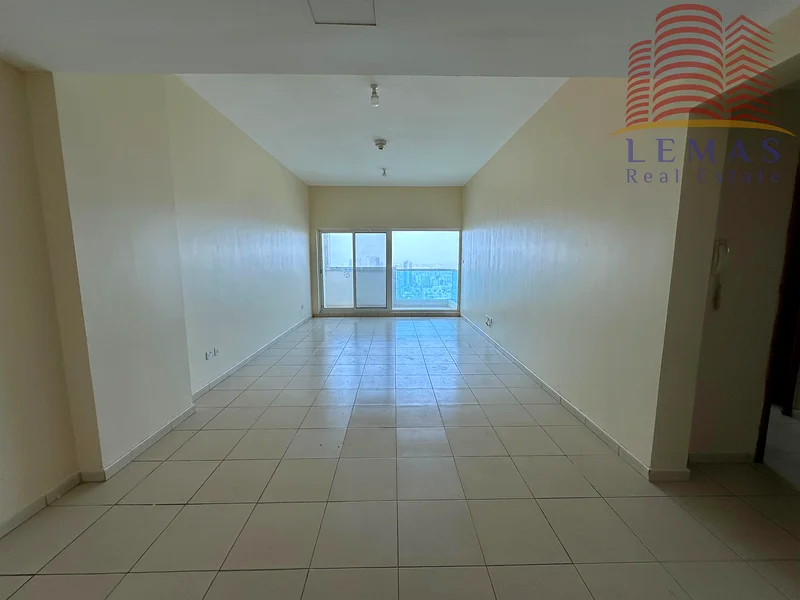 شقة مكونة من غرفتين للبيع مع مطبخ مغلق وإطلالة مفتوحة63887838473219114