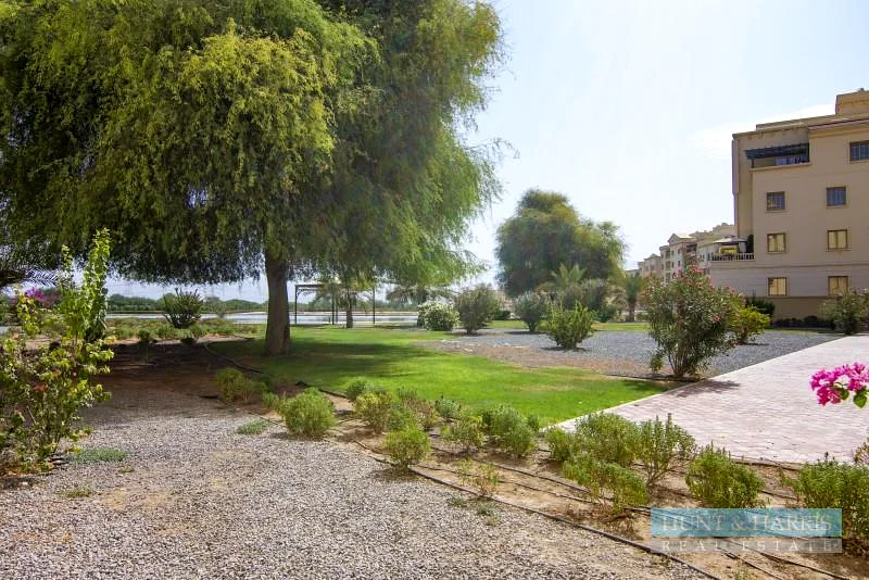 Gated Community - Communal Pools - Near Schools63856100001026111