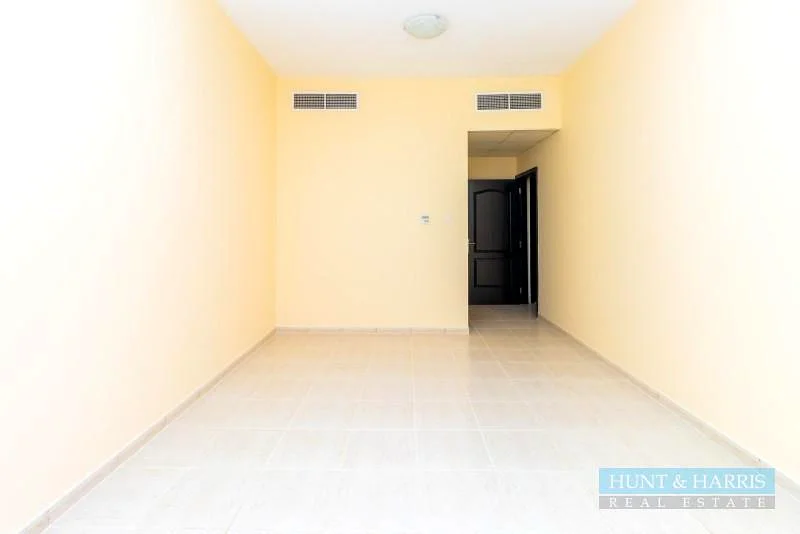 Gated Community - Communal Pools - Near Schools63856100001026112