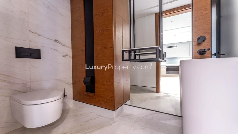 Exclusive | DEWA Included | Pool and Sea view63726391831681114