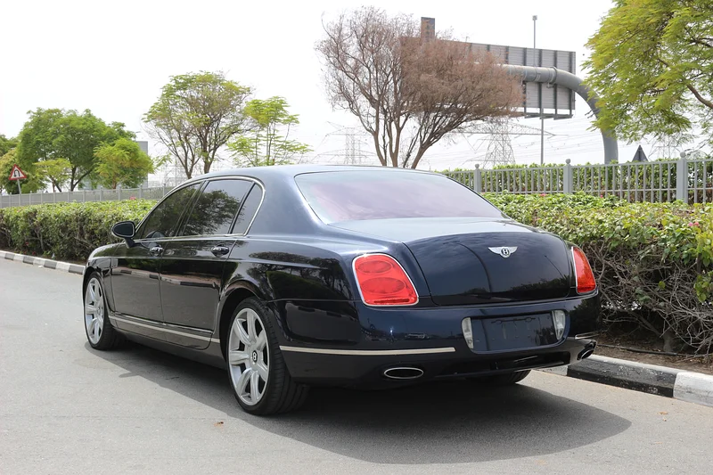 Bently Flying Spur 2009 Gulf space One owner in Excellent conditions Accident free63479298045569112
