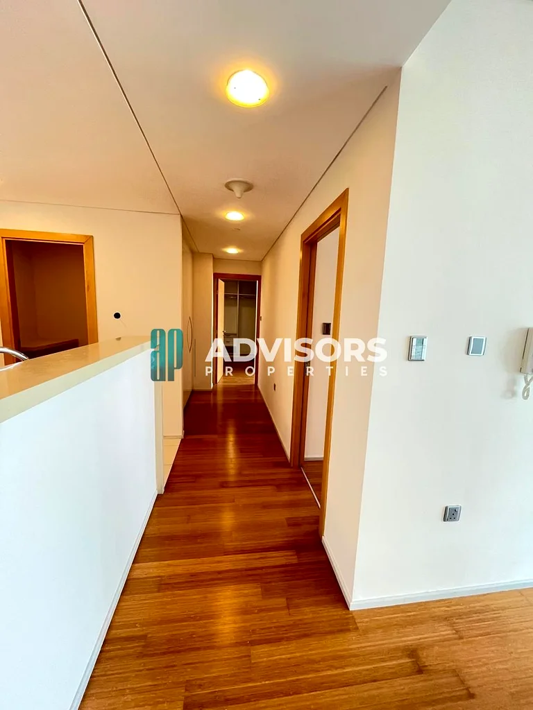 Modern 2BR | Prime Location | Balcony |63840370904450114