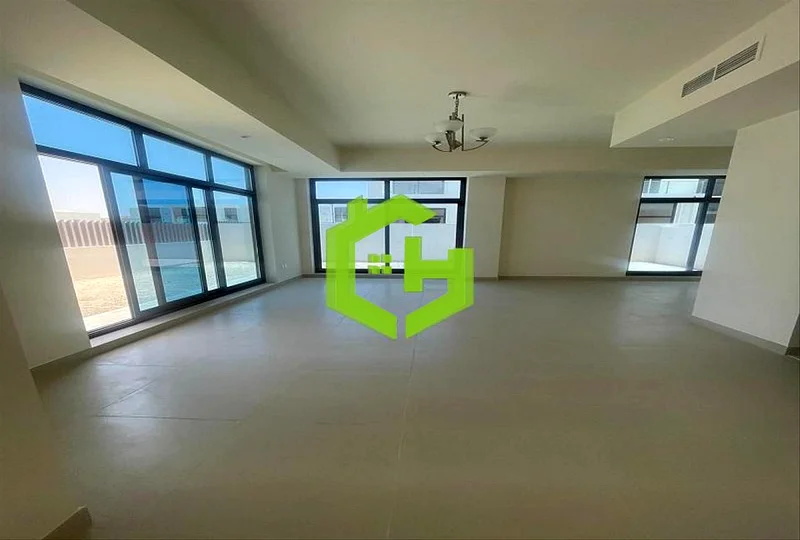 4 Br Corner | Single Row | Great Location63747715467265111