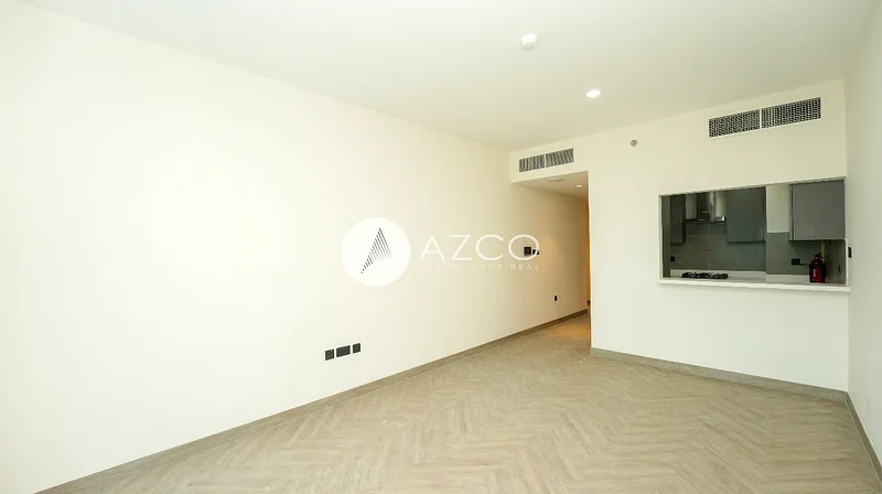 وحدة فاخرة | شاغرة | مفروشة جزئيًا63784819335937112