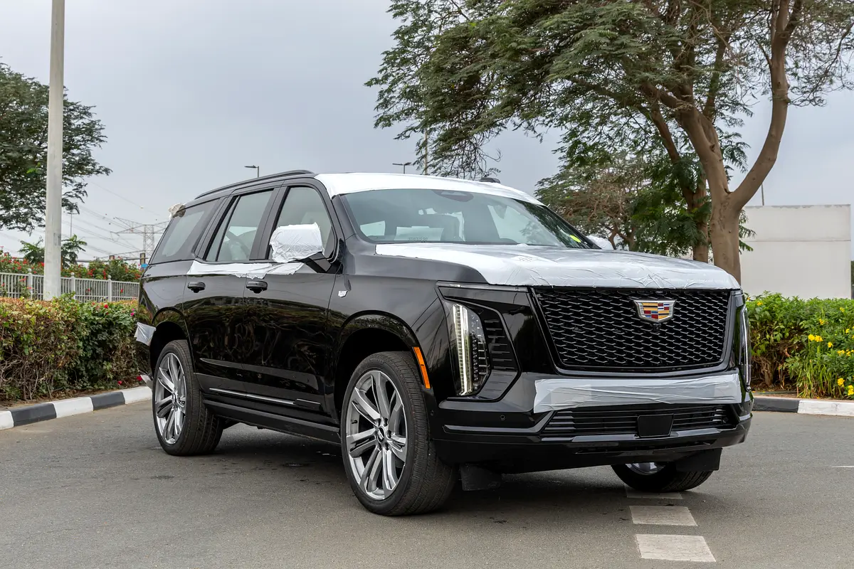 Cadillac Escalade 2025 — photo 1 of 20
