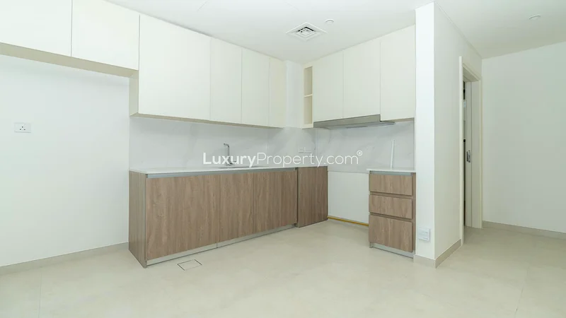 Single Row | 3BR Plus Maid | Near Beach63947307257091113