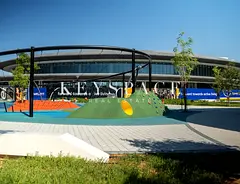 Modern Apartment | Vibrant Community | Resale