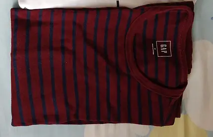 GAP Striped T-shirt