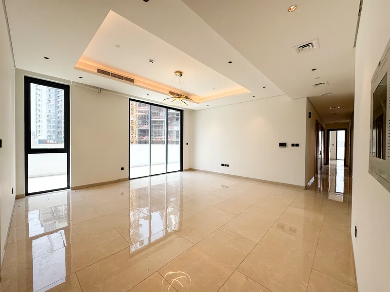 Elegant | Brand New | Massive Size | Maid Room63780578920451113
