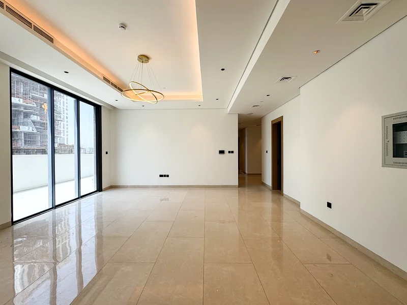 Elegant | Brand New | Massive Size | Maid Room63780578920451112