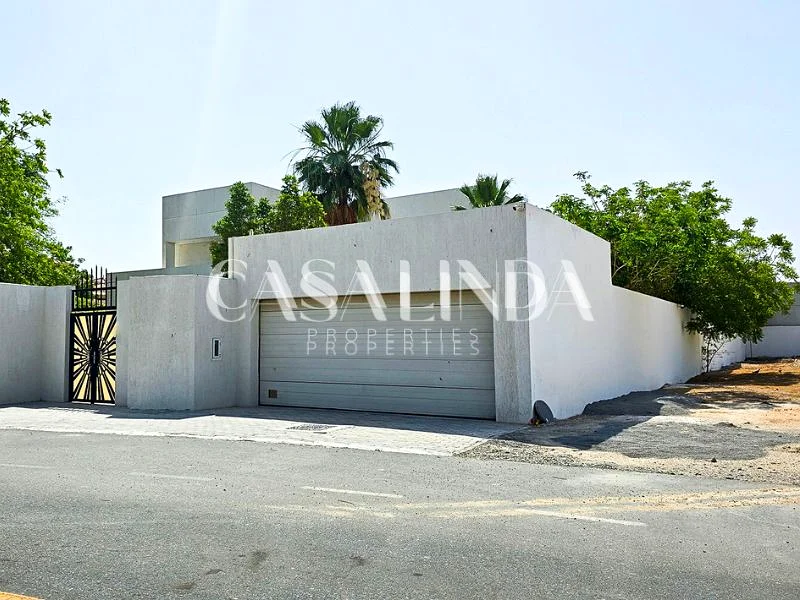 For Rent – Luxury Villa in Al Barsha 263743312434434113