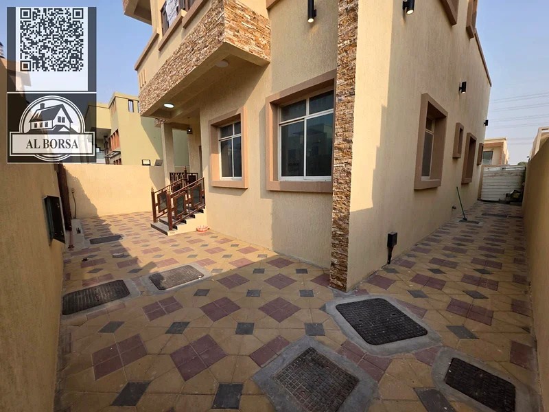 For rent, a luxurious first-class villa in Al-Yasmeen area, with an area of ​​3200 square meters. It consists of two floors and a roof with 4 master b63722360299778112