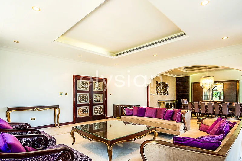 Atrium Entry | Ready to Move In | Beach Access63805356074114112