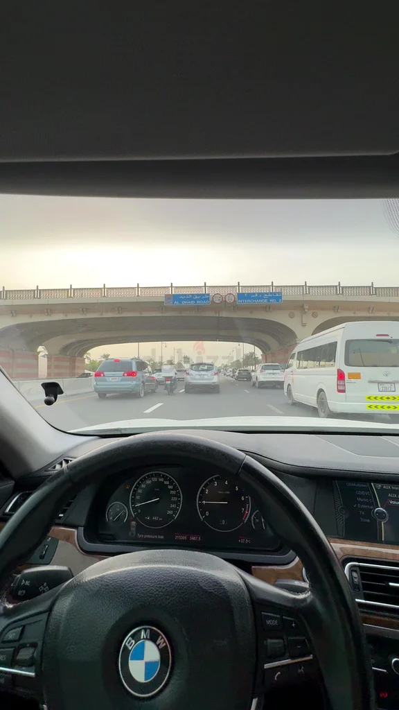 بي إم دبليو 750 لي، عاجل63484910928002113
