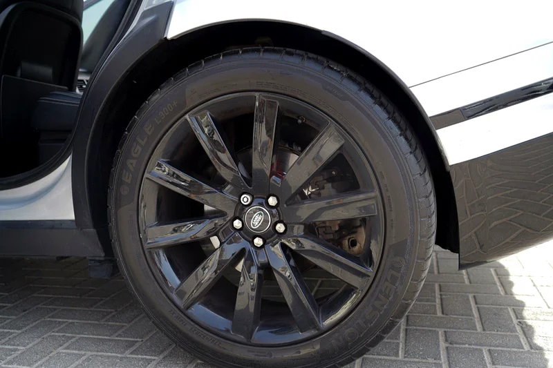 Land Rover Range Rover Velar R-Dynamic S63482749532289111