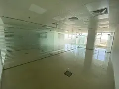Lake view | fully fitted office | 3 parking spaces
