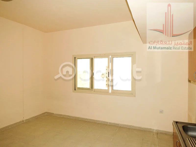 استوديو للإيجار السنوي، موقع ممتاز بجوار أبراج الفالكون، مساحة كبيرة63721797882371112