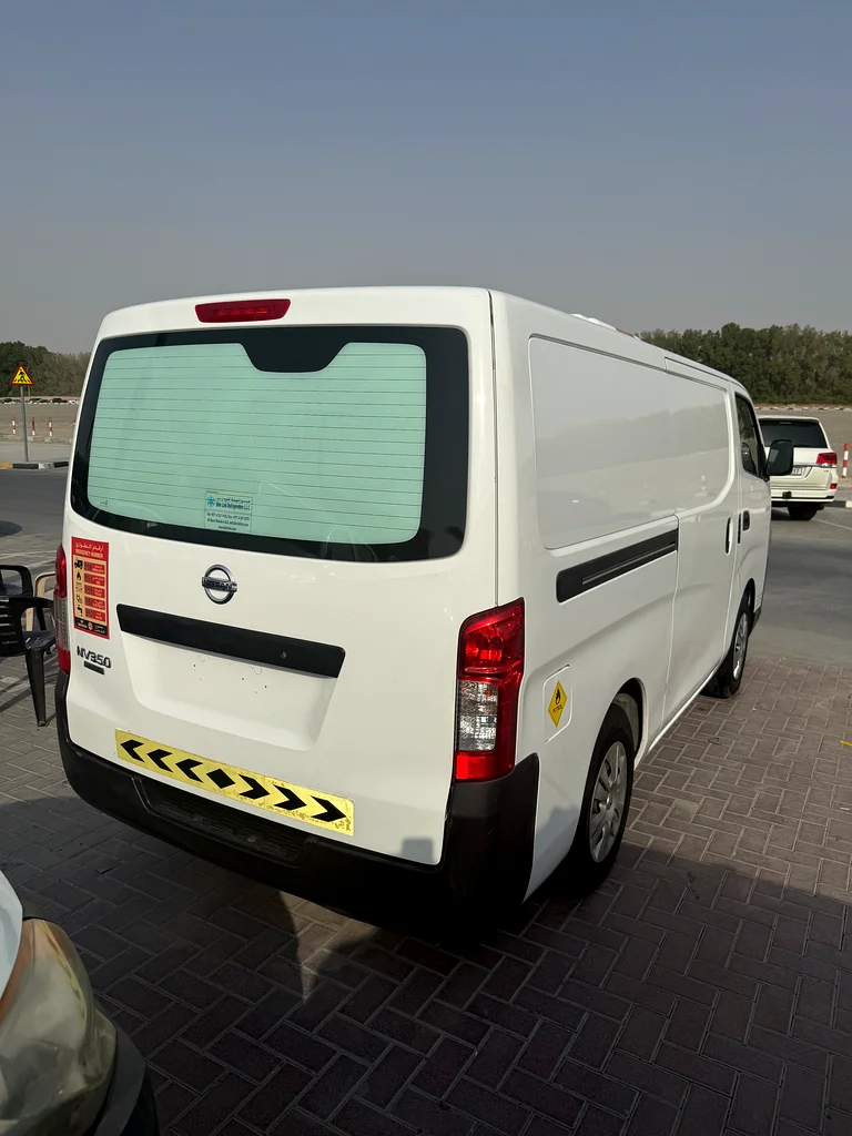 Nissan Urvan Chiller Standard Roof 2021 Model  
Accident-Free  
Low Mileage  
Excellent Condition63483999934337114