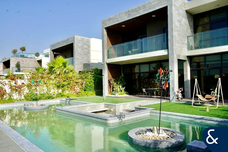 LARGE PLOT | GOLF VIEW | VOT | VIEWING POOL63970972205697111