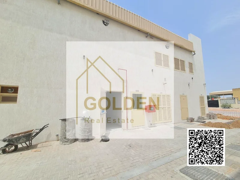 مستودع 3000 قدم مربع (1800 أرضي + 1200 ميزانين) مع طاقة 20 كيلو واط للإيجار بسعر 150000 درهم في الجرف الصناعية، عجمان.636139934895391120