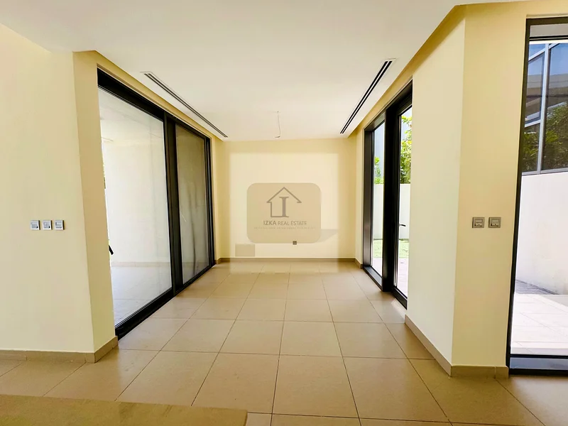 Amazing Price || Specious layout || Ready to move63754730188802111