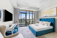 Lush studio with Pool &amp; Dubai Water Canal Views | Furnished | Flexible term