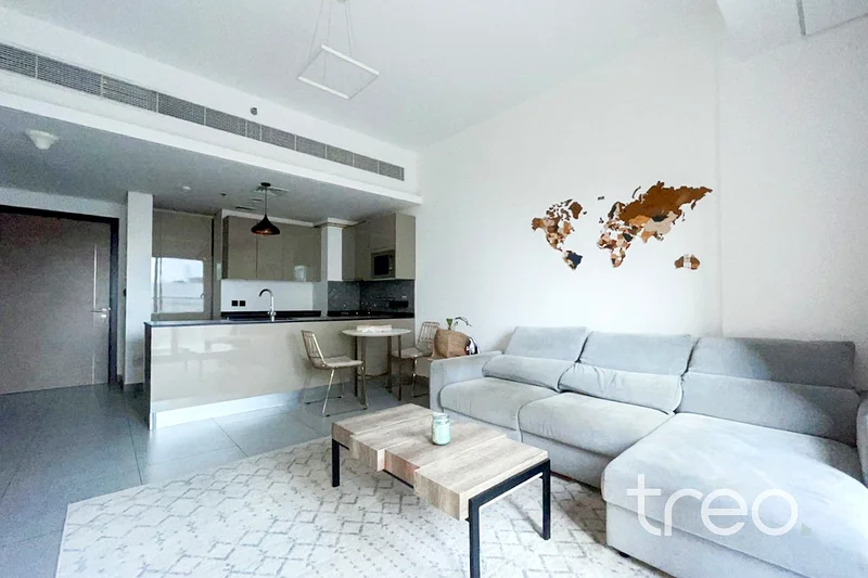 Upgraded | Ready To Move Now | Spacious63778669724931114