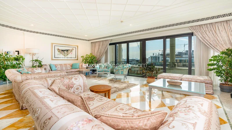 Top Floor | Creek View | Spacious Layout63728164656258111