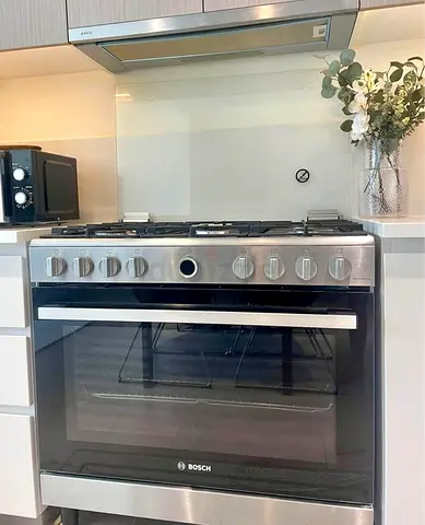 Bosch Full Gas Cooker 90x60cm with Oven latest model