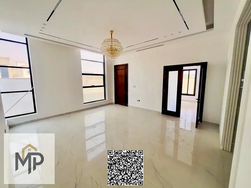 Luxury villa for sale, strategically located in the heart of Al Helio, close to all services, large parking spaces63899002537346114