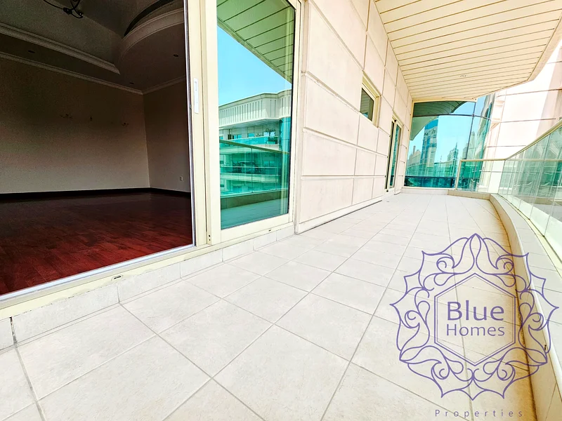 Massive 3BR| Chiller A.c & Gas free| Huge size hall & room with Terrace balcony burj khalifa view63767159914754110
