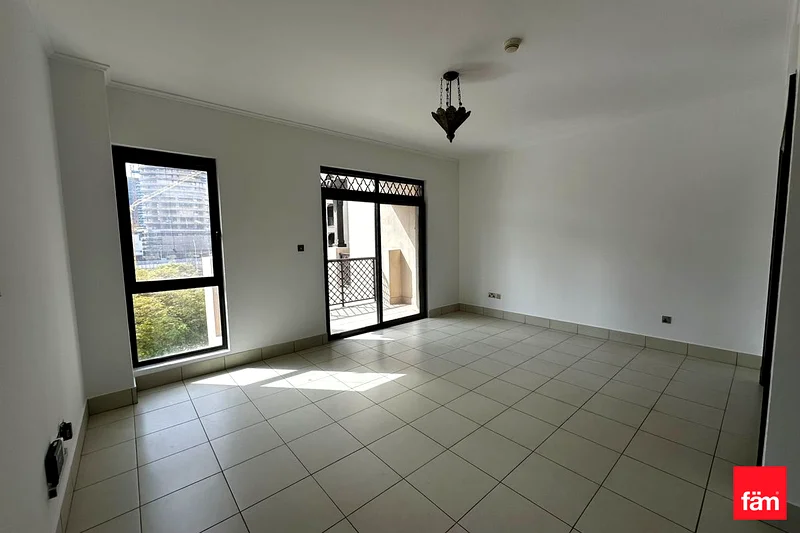 Prime location | Spacious | City view63771814945281112