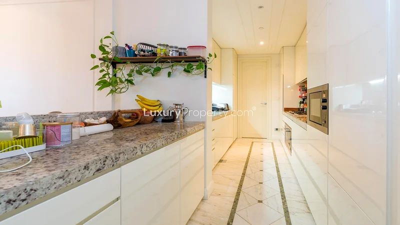 Top Floor | Creek View | Spacious Layout63728164656258114