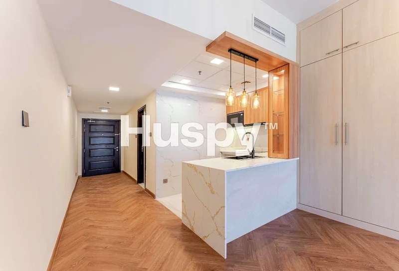 Fully upgraded | Vacant | Low Floor63988095681794111
