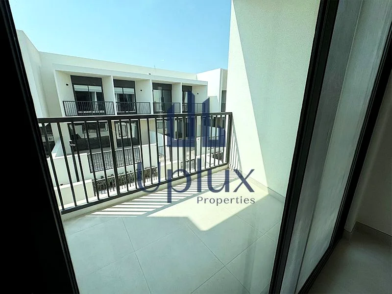 Vastu Unit | Bigger Plot | B2B63737448175874112