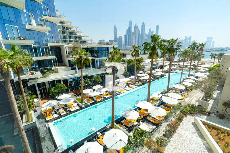 Live the FIVE Lifestyle | Skyline Views | Stylish64008140261506110
