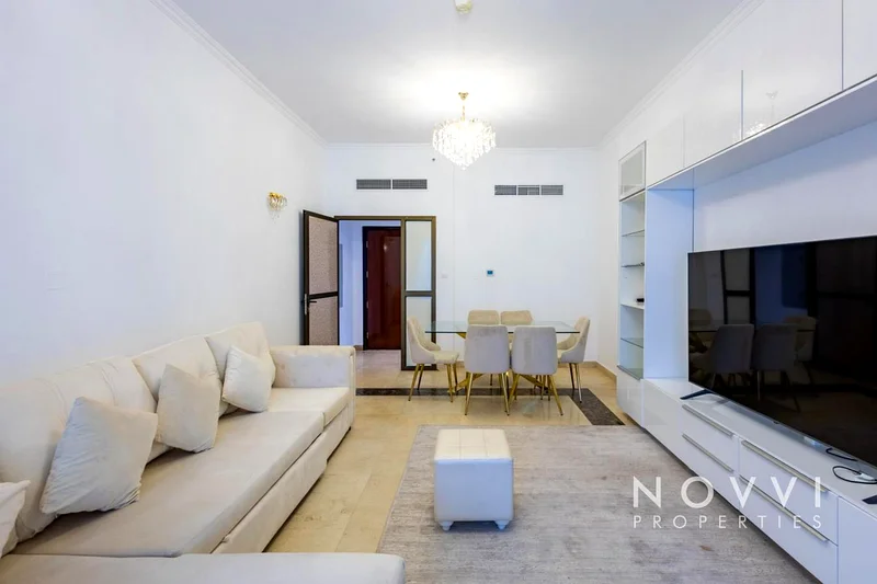 Spacious Layout | Vacant | Renovated64036737134594113