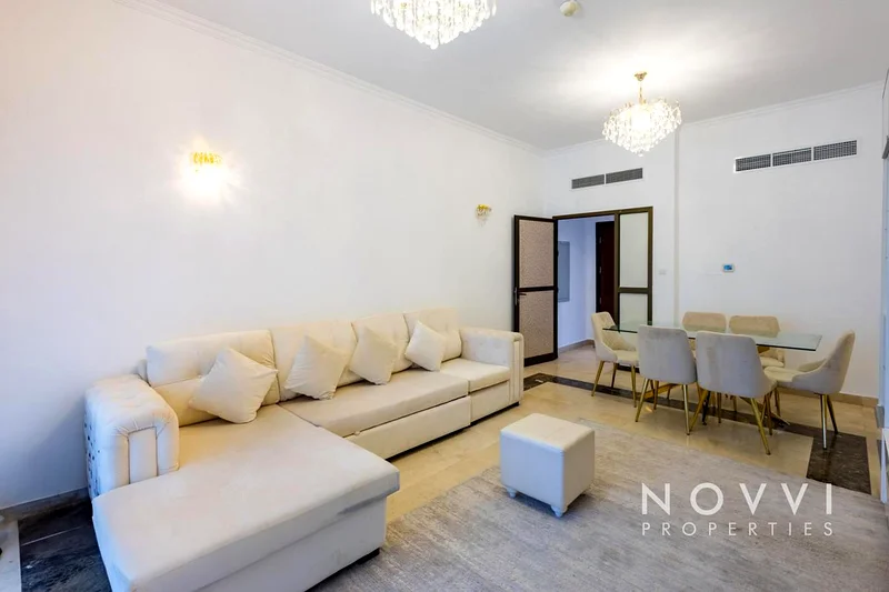 Spacious Layout | Vacant | Renovated64036737134594112