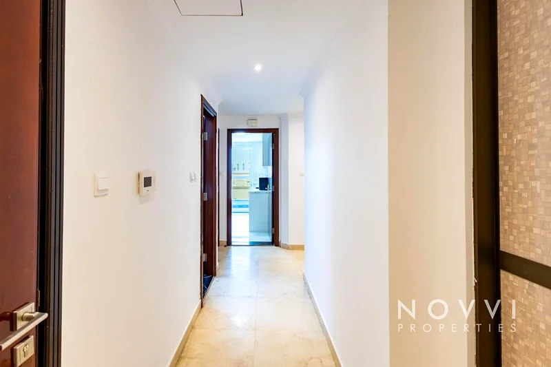 Spacious Layout | Vacant | Renovated64036737134594114