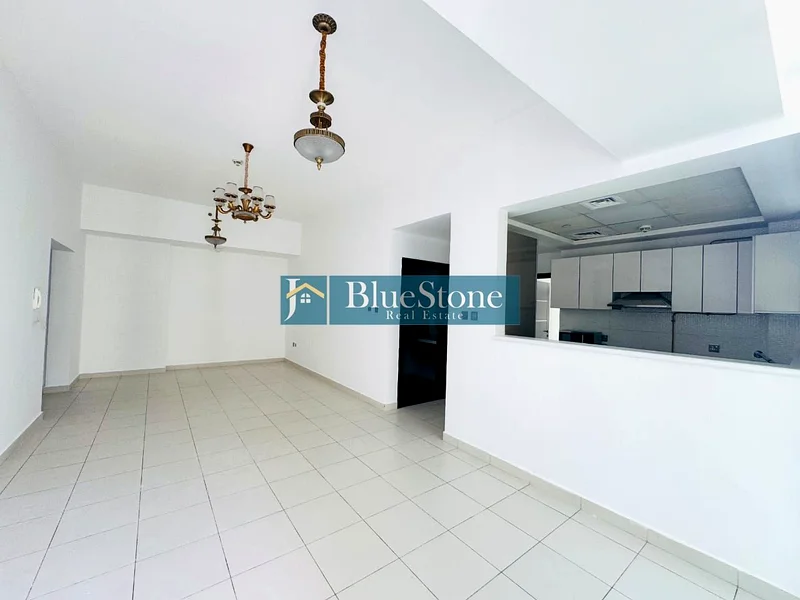 Vacant Two Bed with Open View | Middle floor63941967330177110