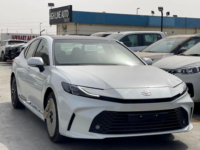2025 TOYOTA CAMRY LE 2.5L HYBRID63484601156866114
