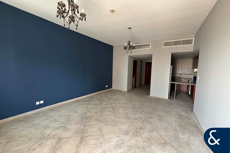 شقتان غرفتي نوم مقابل سيركوس، شاغرة الآن63982323740545114