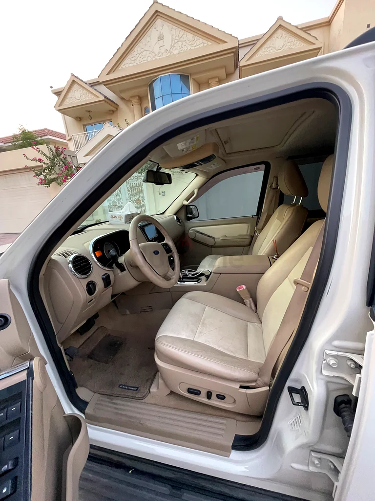 For Sale: 2009 Ford Explorer – Excellent Condition63488745240834113