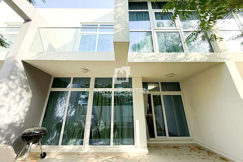 Ideal for Family | Modern Finish | Great Community64003252088067110