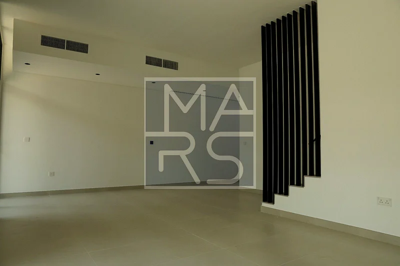 Stylish 2-Bedroom Unit | Smart Home Features | Contemporary Lifestyle63654746640385113