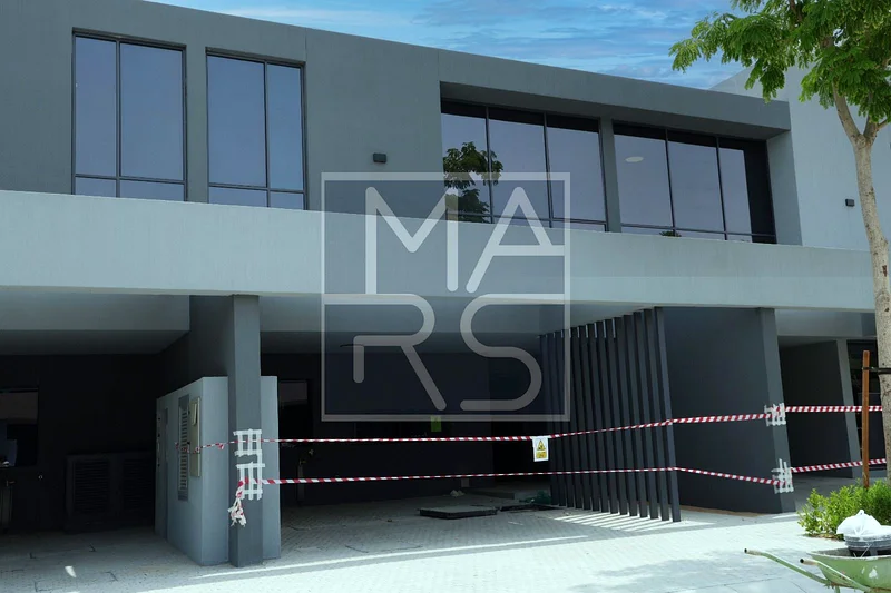Stylish 2-Bedroom Unit | Smart Home Features | Contemporary Lifestyle63654746640385110